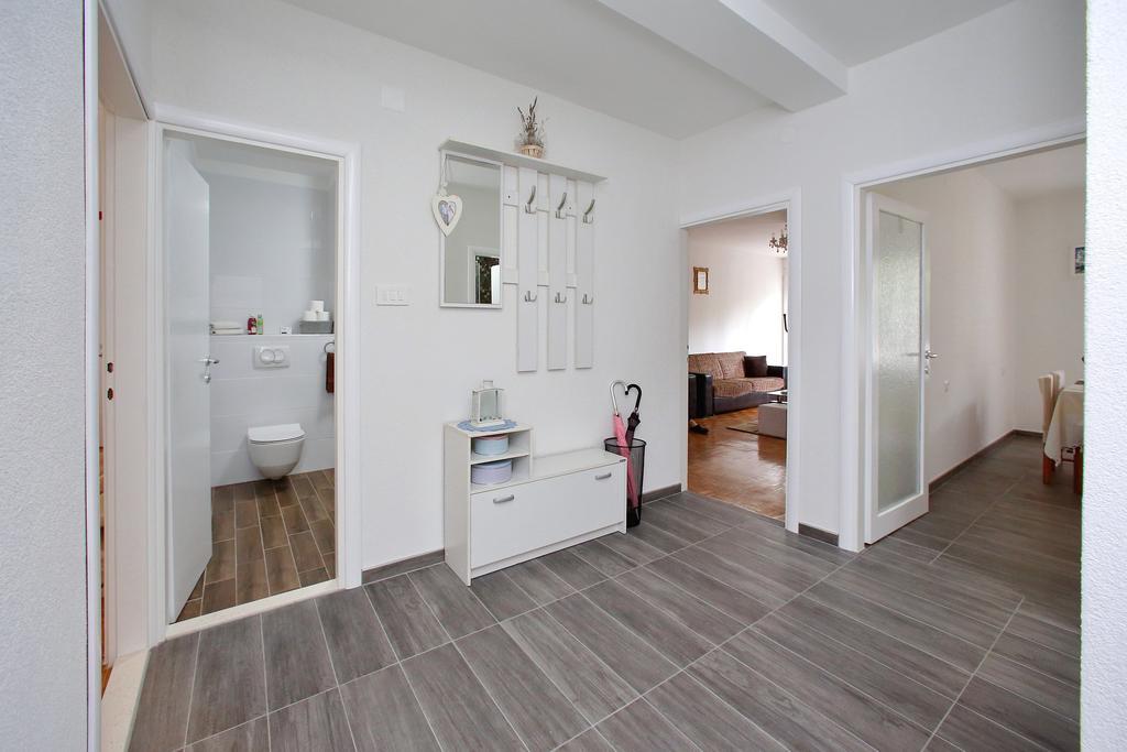 Apartment Lilic Zadar Bagian luar foto